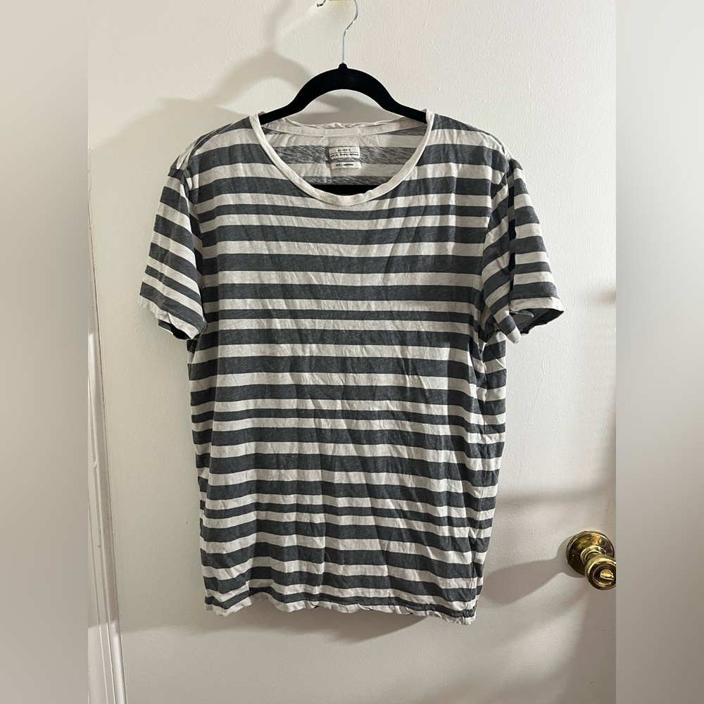 AllSaints Barrett short sleeve crew neck T-shirt in white and grey stripe - Picture 3 of 7